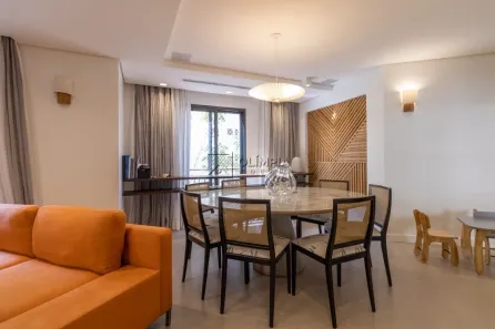 Apartamento com 3 Quartos à venda, 210m² no Vila Nova Conceição, São Paulo