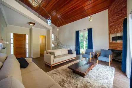 Casa de Condomínio com 5 Quartos à venda, 300m² no Jardim Indaiá, Embu das Artes