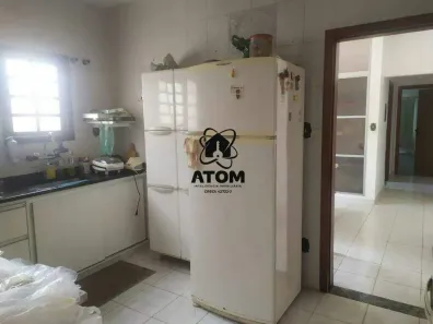 Casa com 3 Quartos à venda, 324m² no Jardim das Nações, Taubaté