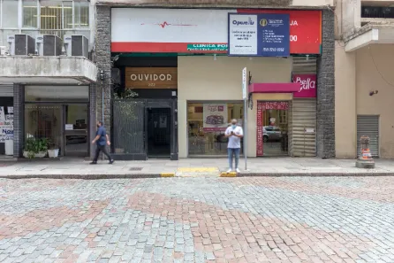 Ponto Comercial para alugar, 130m² no Centro Histórico, Porto Alegre