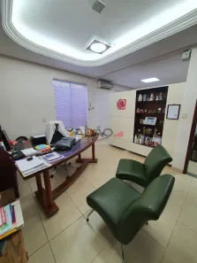 Prédio Comercial à venda, 470m² no Setor Aeroporto, Goiânia