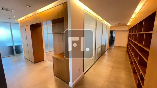 Sala Comercial para alugar, 222m² no Pinheiros, São Paulo