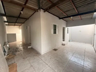 Casa com 2 Quartos à venda, 360m² no Parque Trindade, Aparecida de Goiânia