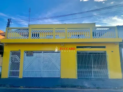Sobrado com 3 Quartos à venda, 430m² no Cidade Soberana, Guarulhos