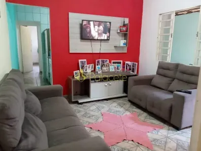 Casa com 2 Quartos à venda, 75m² no Jardim Santa Tereza, Taubaté