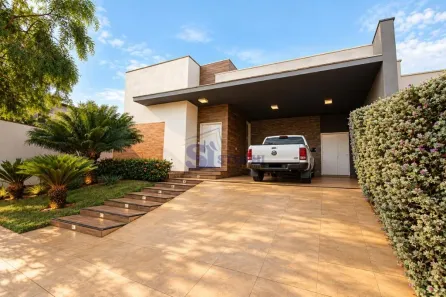 Casa de Condomínio com 3 Quartos à venda, 194m² no Jardim Magnólias, Araraquara