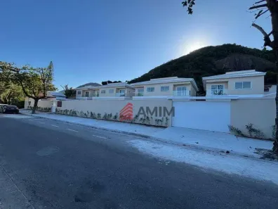Casa de Condomínio com 3 Quartos à venda, 97m² no Piratininga, Niterói