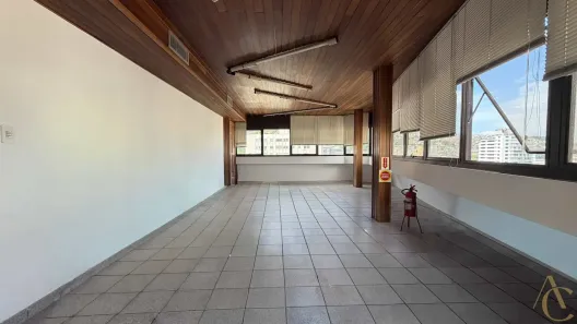 Sala Comercial para alugar, 191m² no Centro, Florianópolis