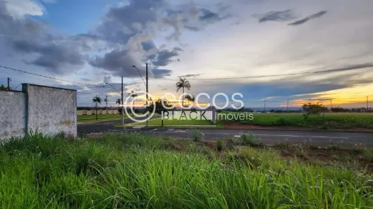 Lote/Terreno à venda, 488m² no Grand Ville, Uberlândia
