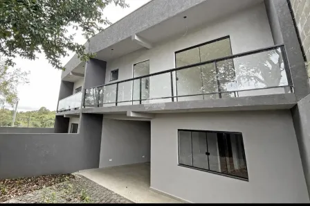 Sobrado com 3 Quartos à venda, 117m² no Taboão, Curitiba