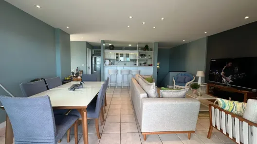 Apartamento com 3 Quartos para alugar, 157m² no , Mangaratiba