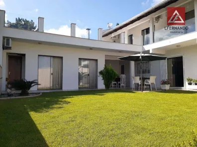 Casa com 3 Quartos à venda, 220m² no Centro, Blumenau