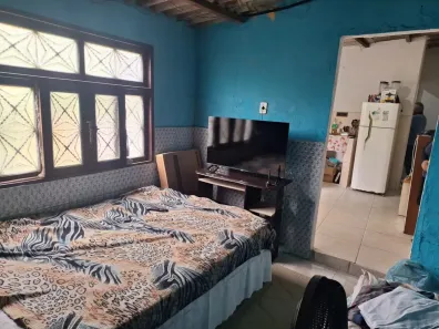 Casa com 2 Quartos à venda, 176m² no Santa Cruz, Rio de Janeiro