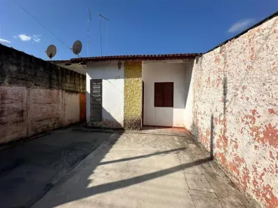 Casa com 2 Quartos para alugar, 51m² no Residencial Pasin, Pindamonhangaba