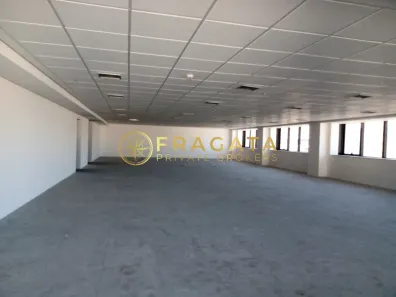 Sala Comercial para alugar, 211m² no Várzea da Barra Funda, São Paulo
