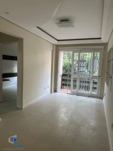 Apartamento com 2 Quartos à venda, 58m² no Mont Serrat, Porto Alegre