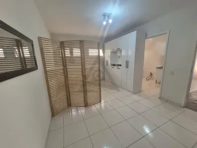 Apartamento com 1 Quarto para alugar, 40m² no Cambuí, Campinas