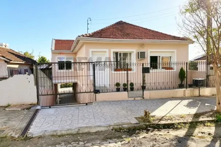 Casa com 4 Quartos à venda, 237m² no Menino Jesus, Santa Maria