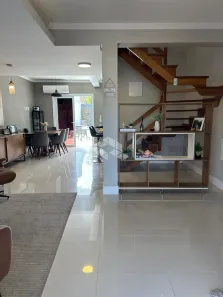 Casa com 3 Quartos à venda, 178m² no Guarujá, Porto Alegre
