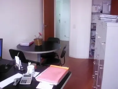 Sala Comercial à venda, 50m² no Centro, Niterói