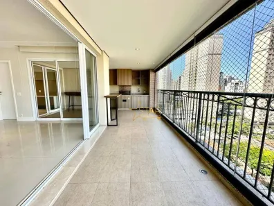 Apartamento com 3 Quartos à venda, 190m² no Vila Nova Conceição, São Paulo