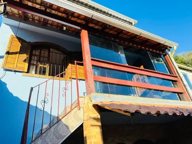 Casa com 2 Quartos para alugar, 90m² no Morin, Petrópolis