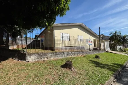 Casa com 3 Quartos à venda, 217m² no Pinheirinho, Criciúma