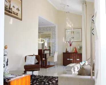 Casa com 3 Quartos à venda, 378m² no Jardim Triana, São Paulo