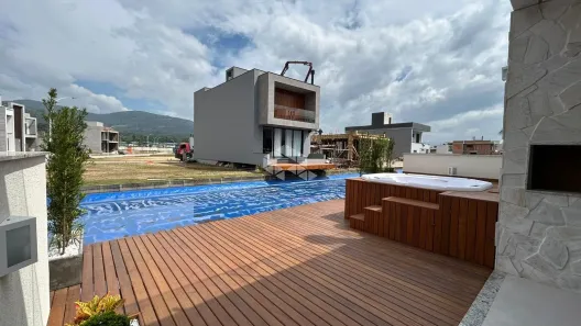 Casa de Condomínio com 3 Quartos à venda, 150m² no Beira Rio, Biguaçu