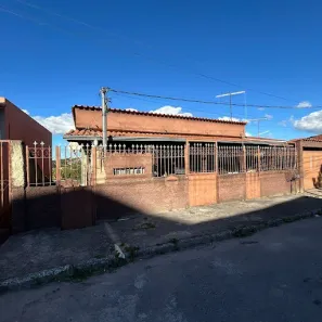 Casa com 2 Quartos à venda, 360m² no Bom Jesus, Santa Luzia