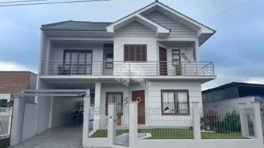 Casa com 3 Quartos para alugar, 200m² no Esmeralda, Vera Cruz