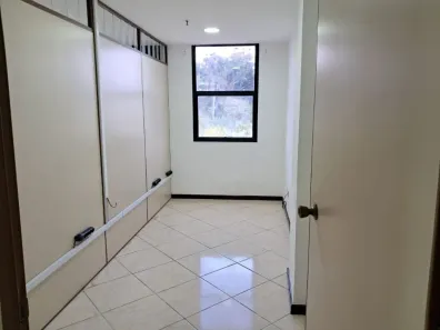 Sala Comercial para venda ou aluguel, 40m² no Ingá, Niterói