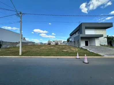 Lote/Terreno à venda, 300m² no Jardins Porto, Senador Canedo