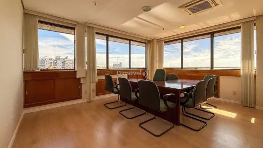 Sala Comercial à venda, 106m² no Menino Deus, Porto Alegre