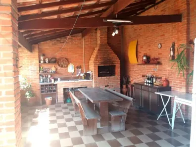 Casa com 3 Quartos à venda, 250m² no Vila Olímpia, Sorocaba
