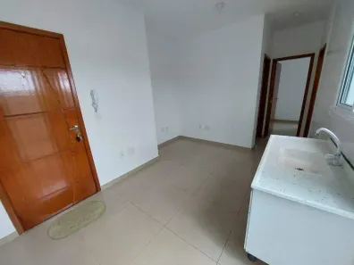 Apartamento com 2 Quartos para alugar, 40m² no Vila Scarpelli, Santo André
