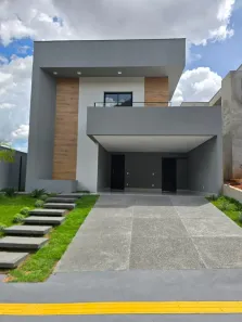 Casa de Condomínio com 3 Quartos à venda, 167m² no Jardins Sevilha, Aparecida de Goiânia